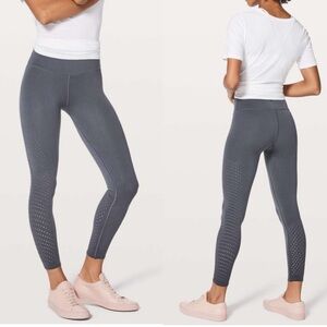 Lululemon Gray Reveal 7/8 Tight *Vortex 25"